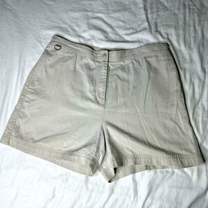 Lauren Ralph Lauren‎ Khaki Chino High Waist 4.5” Inseam Shorts Size 16 Vintage